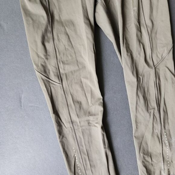 Lululemon Army Green Cropped Leggings - Picture 5 of 8